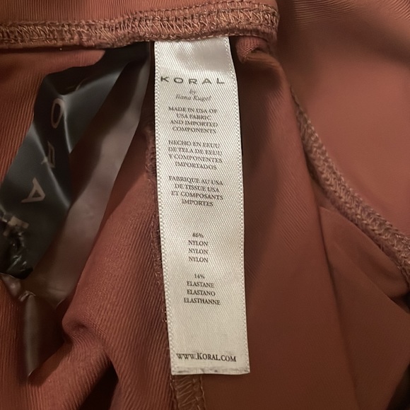 Koral Sandstone Drive Leggings - Picture 7 of 11